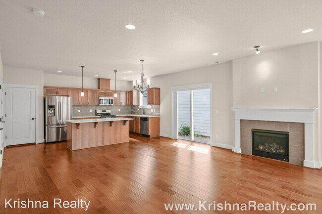 Foto del edificio - 4 br, 2.5 bath House - 374 SW 202nd Terrace