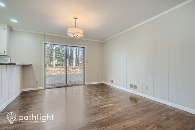 Building Photo - 2732 Elkhorn Dr, Decatur, GA, 30034