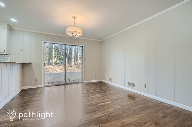 Foto del edificio - 2732 Elkhorn Dr, Decatur, GA, 30034