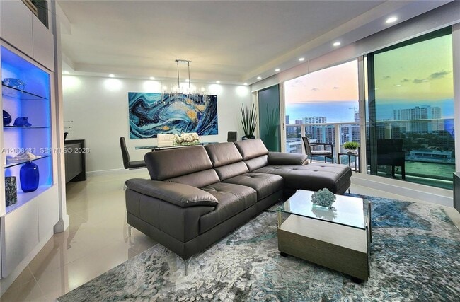 Building Photo - 3505 S Ocean Dr