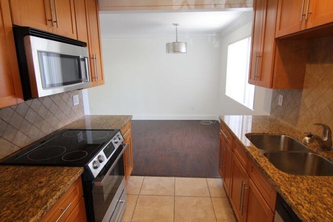 Foto del edificio - 2 bedroom in Los Angeles CA 90025
