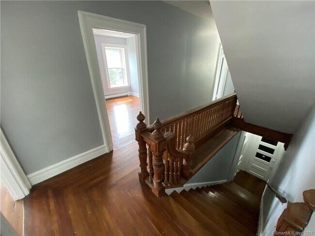 Building Photo - 500 Central Ave