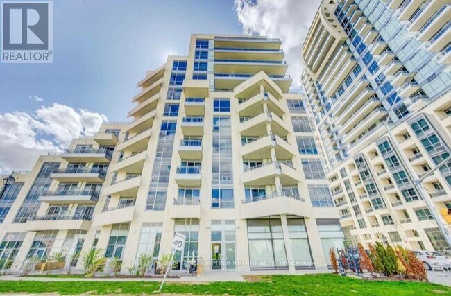 Photo du bâtiment - 9199-9199 Yonge St