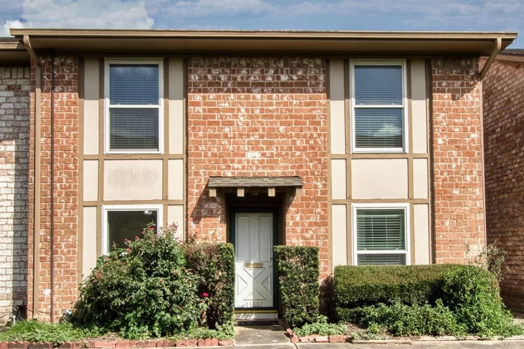 Foto principal - 11667 Sabo Rd