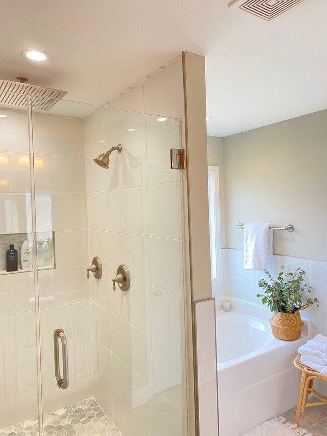 Building Photo - 17 Silver Eagle Ct