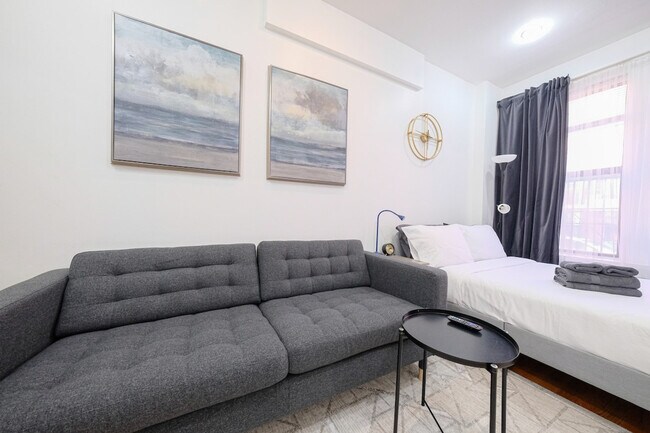 Foto del edificio - 302 E 104th St