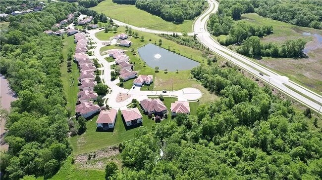 Building Photo - Stunning 3 bedroom in Saddle Ridge Villas