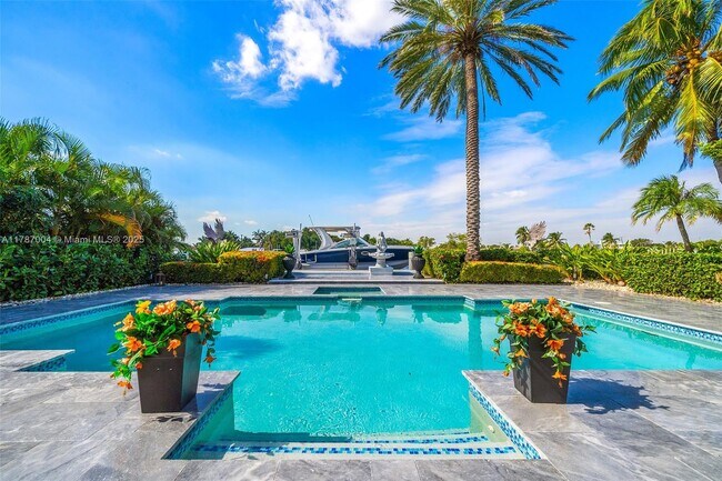 Foto del edificio - 301 S Riverside Dr