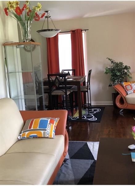 Foto del edificio - 1839 Penelope Rd NW