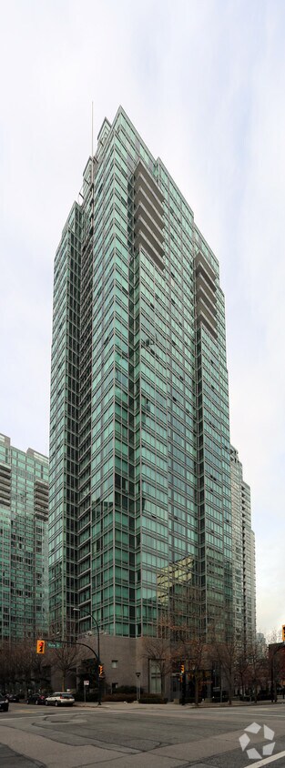Photo du bâtiment - Residences On Georgia