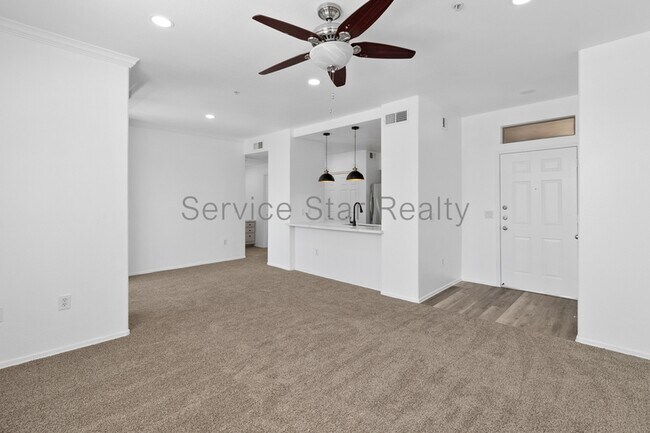 Building Photo - 20100 N 78th Pl