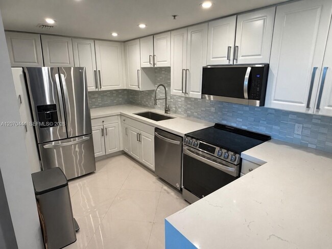 Foto del edificio - 1627 SW 37th Ave