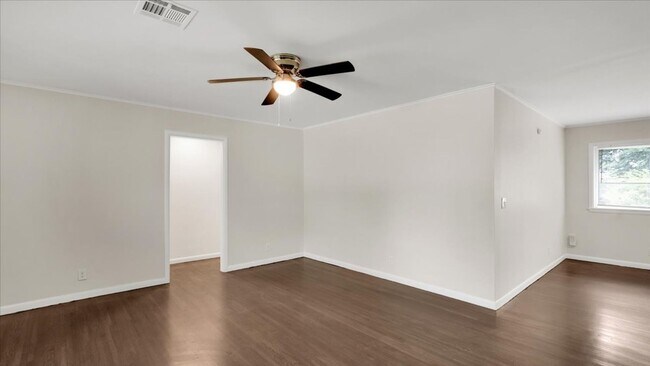Foto del edificio - Beautiful 3 bedroom / 2 bath