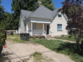 Building Photo - 609 Jefferson St
