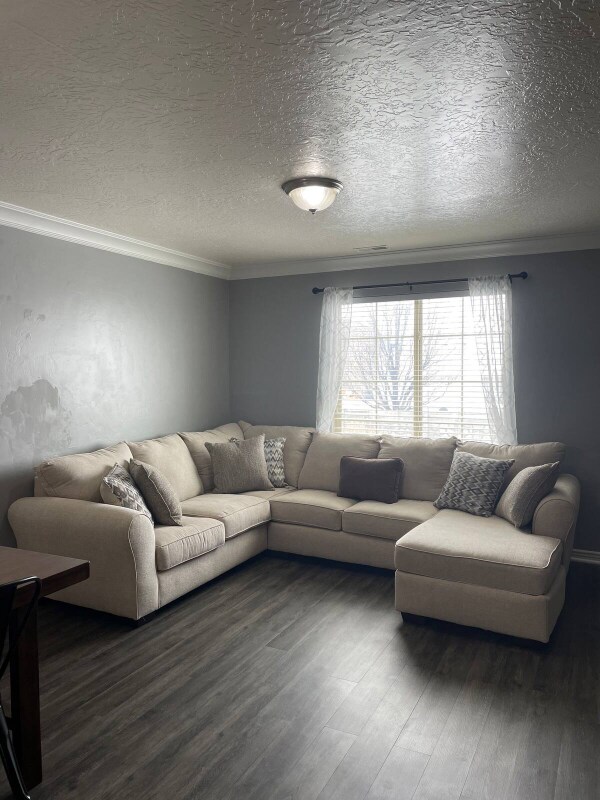 Building Photo - 1251 Cattail Dr