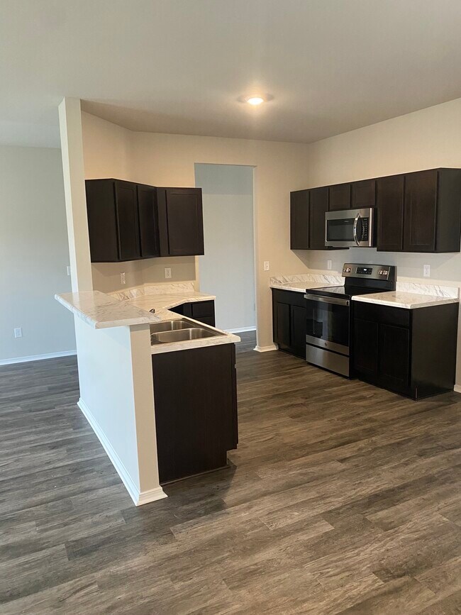 Foto del edificio - 5325 Beech Grove
