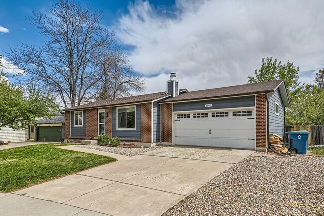 Photo - 1186 N Franklin Avenue House