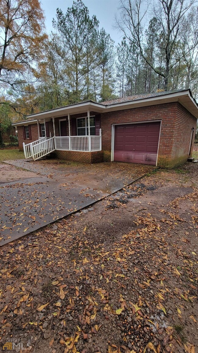 3028 Mobley Bridge Rd, Hogansville, GA 30230 House Rental in