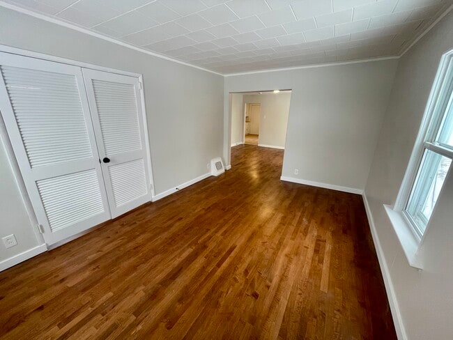 Building Photo - 26 N Boardman St