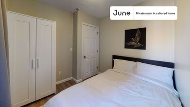 Building Photo - Room in Shared 3 bed/1 bath home in North End