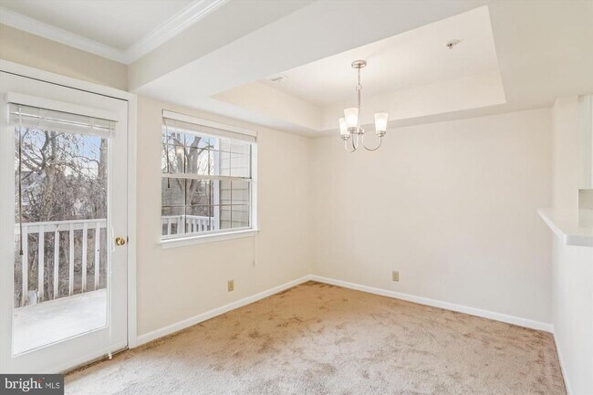 Building Photo - 5708 Chapman Mill Dr