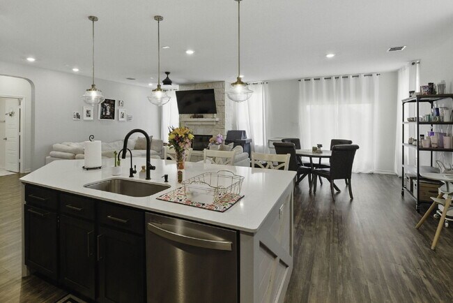 Foto del edificio - A Cibolo Stunner in Landmark Pointe!