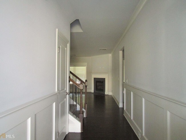 Building Photo - 4546 Big Rock Ridge Trail