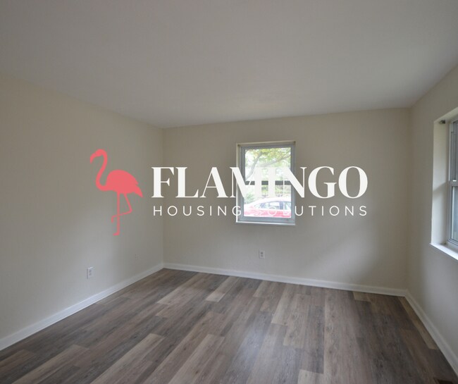 Photo - 29 Lombard Ave Apartment