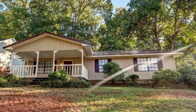 Building Photo - 6769 Charles Dr
