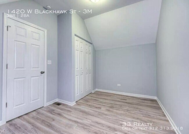 Foto del edificio - 1420 W Blackhawk St