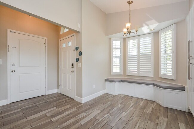Foto del edificio - 1100 Hackberry Dr