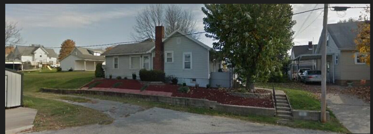 Building Photo - 1418 Dewey St