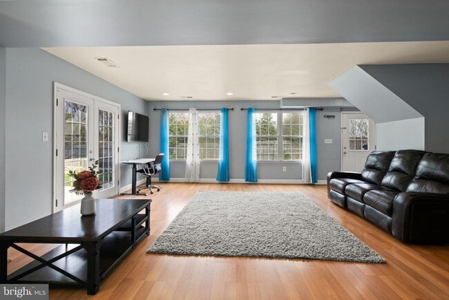 Building Photo - 3412 Clayborne Ave