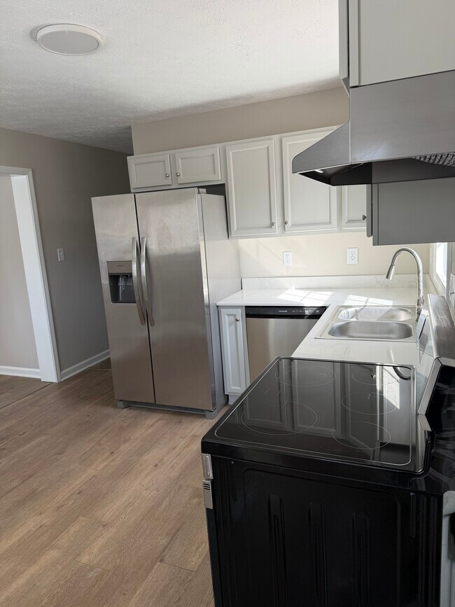 Foto del edificio - 18648 Nantz Rd