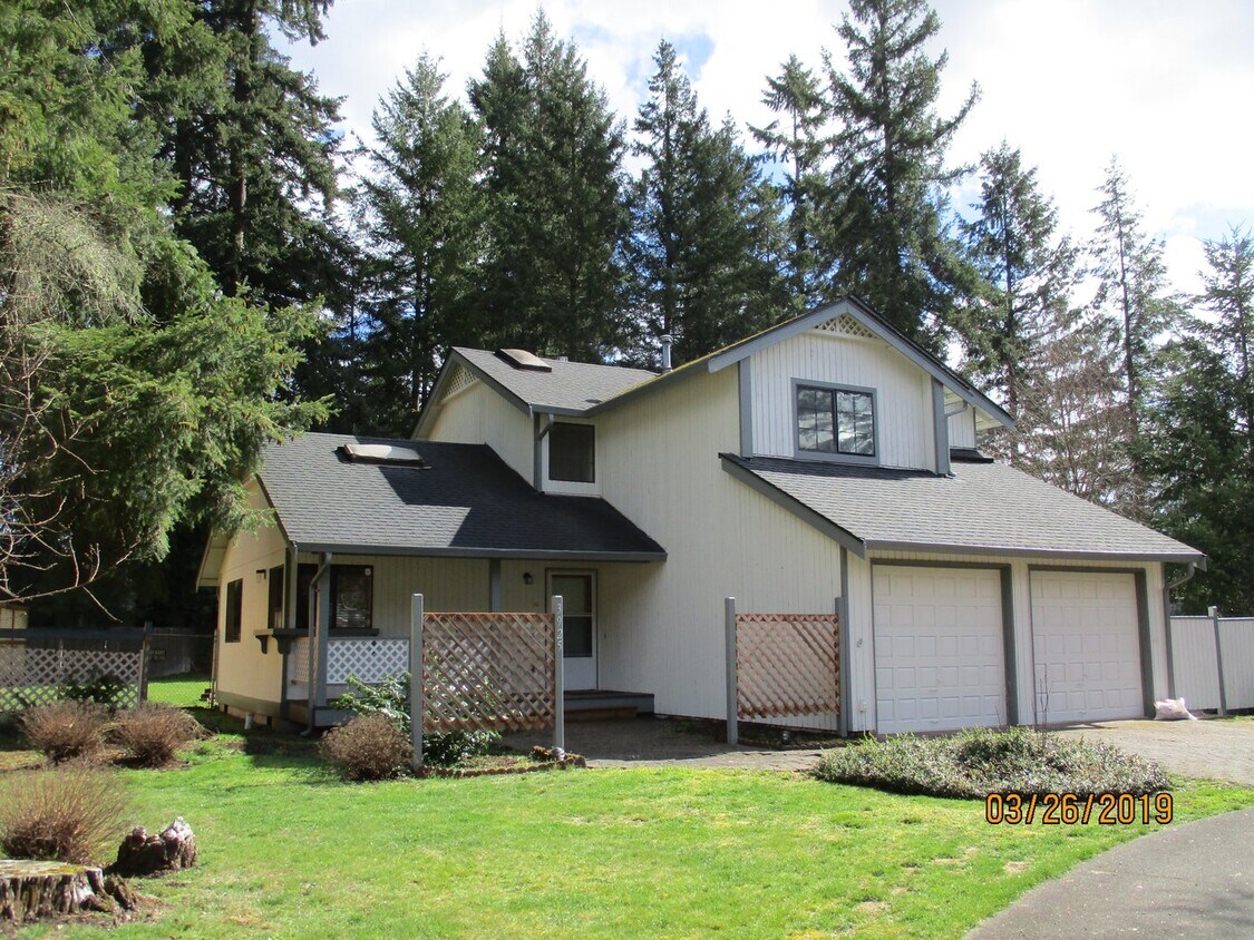 Primary Photo - Beautiful Neighborhood 3BD/2.5BA Home