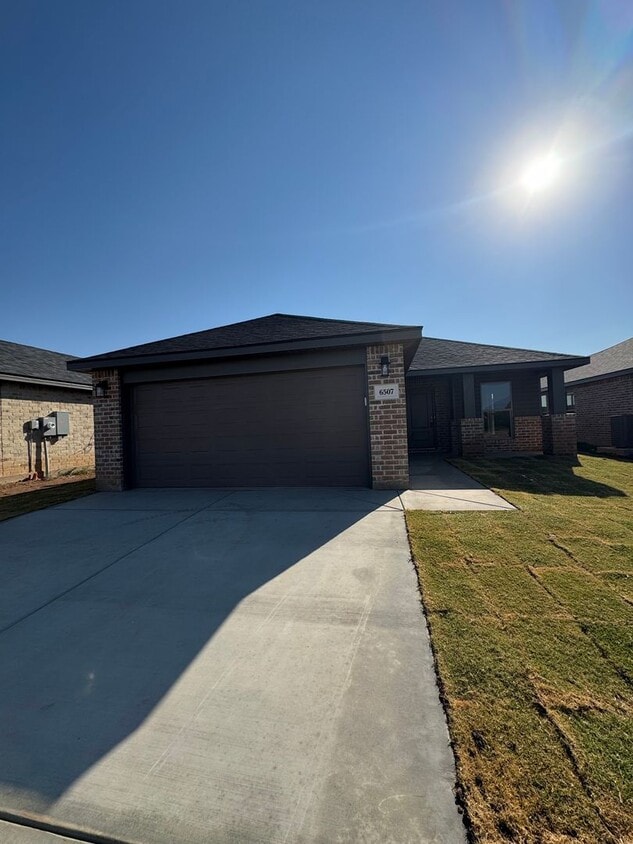 Foto principal - Brand Newer Construction 3/2/2