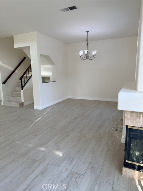 Foto del edificio - 21 Front Row Ln