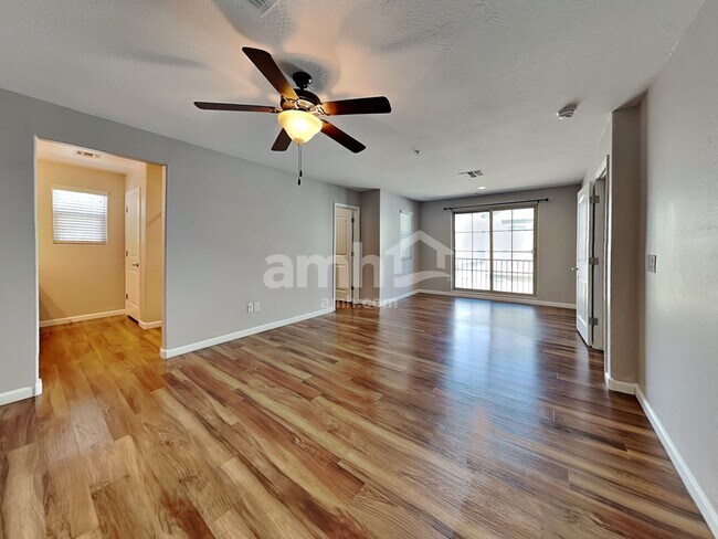 Foto del edificio - 20728 W Thomas Rd