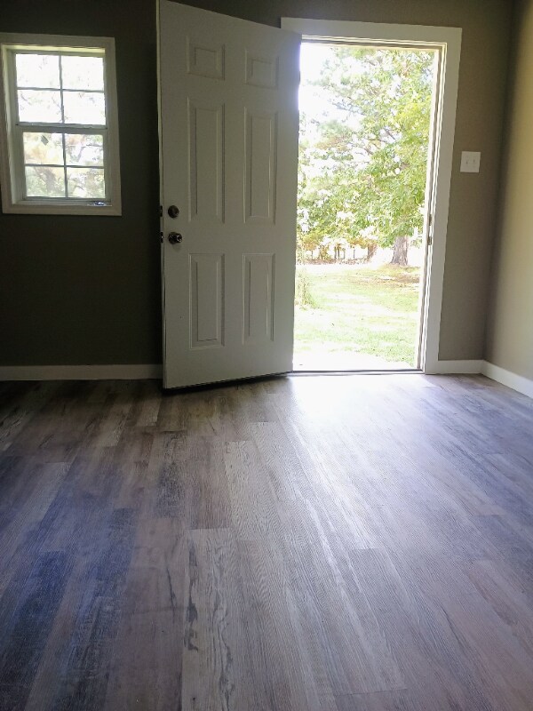 Foto del edificio - 700 County Rd 40 W