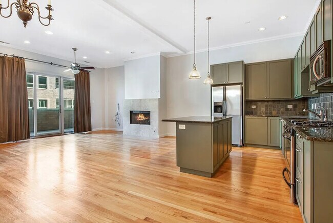 Foto del edificio - 1555 N Wood St