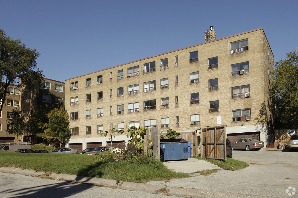 Building Photo - Kinscourt