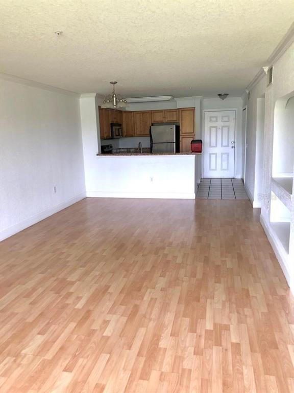 Building Photo - 14037 Fairway Island Dr