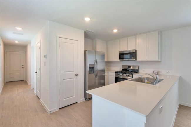 Building Photo - 12104 Steeplechase Dr