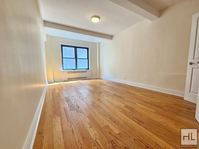 Foto del edificio - Spacious 2-Bedroom in Midtown East | 7th F...