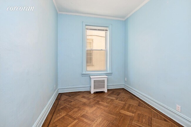 Foto del edificio - 1703 W 5th St