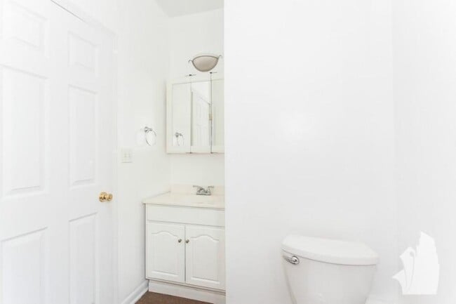 Foto del edificio - 0 bedroom in Chicago IL 60640