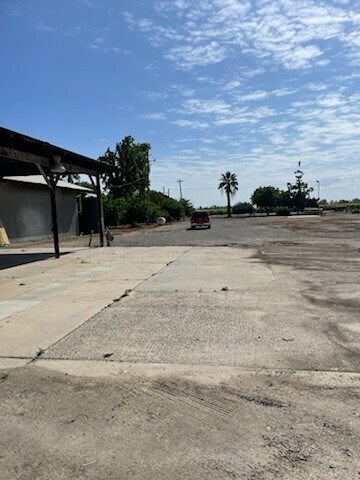 Building Photo - 10606 Rd 27