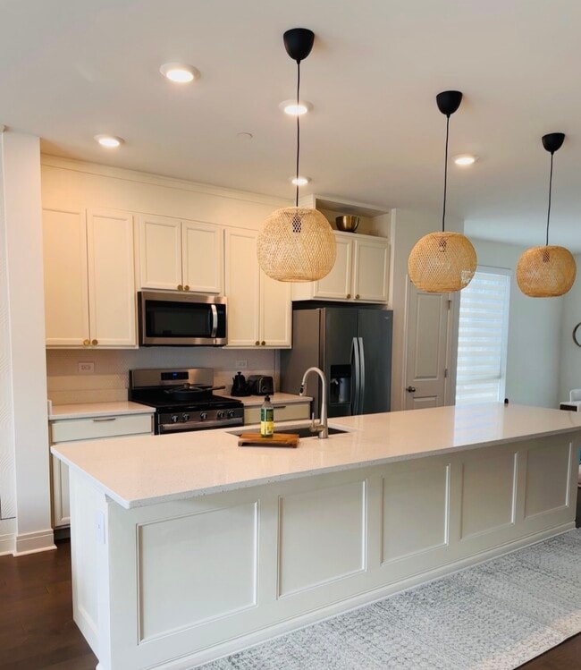 Building Photo - 1212 Quadrant Ln.