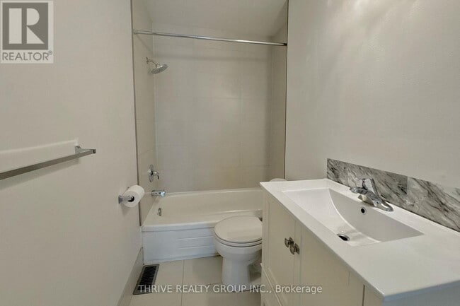 Building Photo - 119 McClary Ave