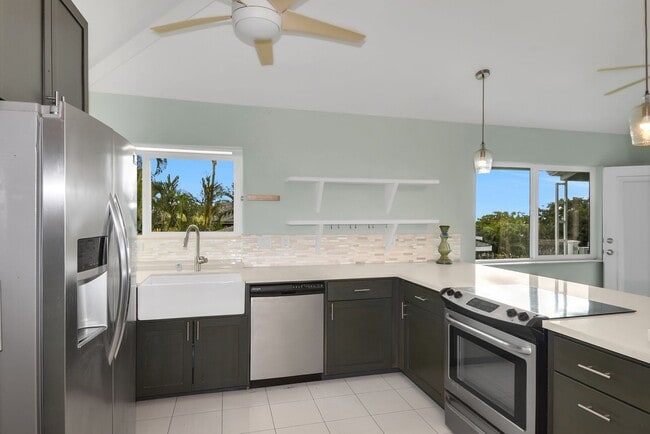 Building Photo - 73-4338 Koikoi St